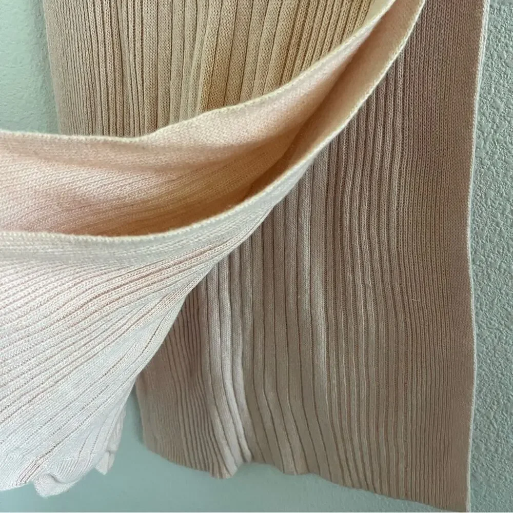 Banana Republic Soft Scalloped Italian Yarn Scarf Pink